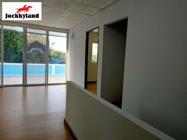 ขายบ้านเดี่ยว-2ชั้น-พื้นที่-36-ตรว-ขนาด-3ห้องนอน-2ห้องน้ำ-1ห้องครัว-ใกล้-btsแพรกษา-ห้างสรรพสินค้าโ