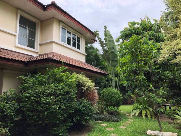 ขายด่วน-บ้านสวยใกล้รถไฟฟ้า-ต่ำกว่าราคาประเมิน-ห่างสถานีรถไฟฟ้าสายสีชมพู-สถานีลาดปลาเค้าเพียง-500-เม