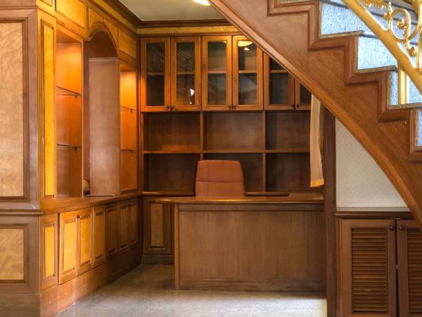 ให้เช่าบ้าน-2-ชั้น-สันทราย-เนื้อที่-84-ตารางวา-เฟอร์นิเจอร์บิ้วอินด้วยไม้สักทองทั้งหลัง