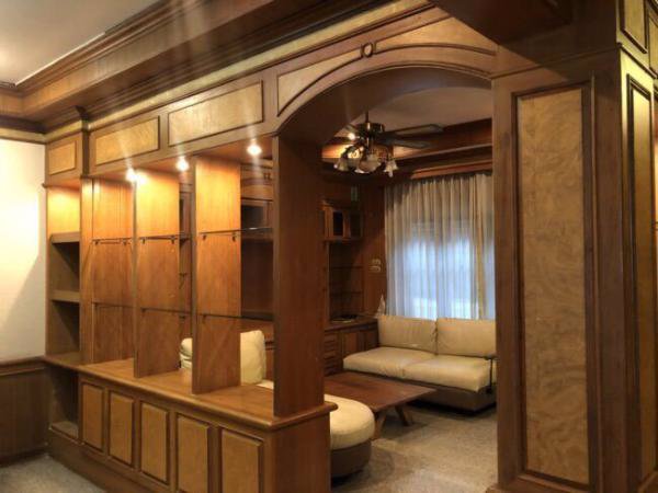 ให้เช่าบ้าน-2-ชั้น-สันทราย-เนื้อที่-84-ตารางวา-เฟอร์นิเจอร์บิ้วอินด้วยไม้สักทองทั้งหลัง