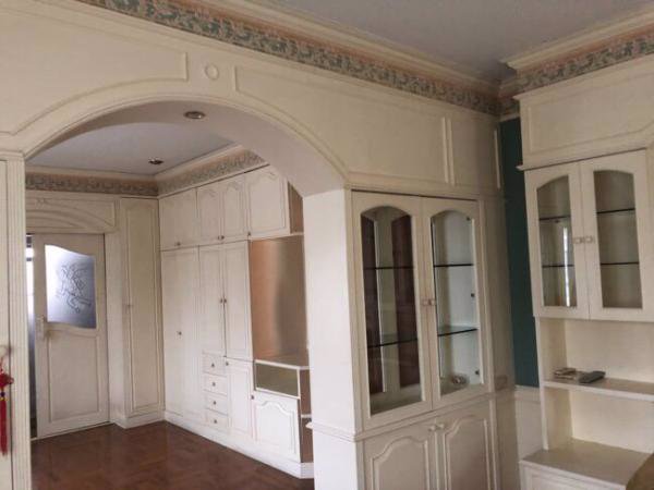 ให้เช่าบ้าน-2-ชั้น-สันทราย-เนื้อที่-84-ตารางวา-เฟอร์นิเจอร์บิ้วอินด้วยไม้สักทองทั้งหลัง