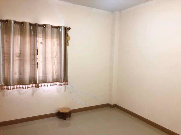 ขายด่วน-บ้านสวยๆราคาถูกๆ-ทาวน์เฮ้าส์-2ชั้น-พื้นที่-25ตรว-หลังมุมต่อเติมครบ