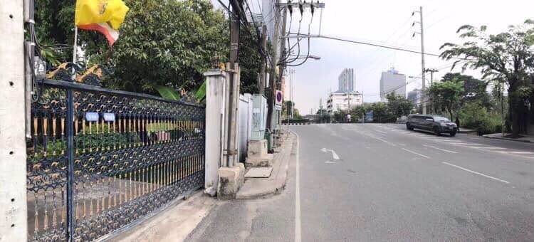 ขายบ้านพร้อมที่ดิน-334-ตรว-ใกล้-รถไฟฟ้าอ่อนนุช