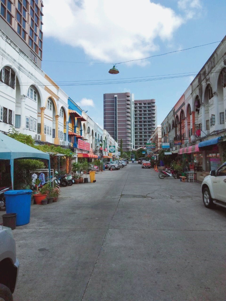 ขาย-ตึกแถวอาคารพาณิชย์-3-ชั้น-20-ตรว-พัทยากลาง-ทางเข้าโรงแรมทาว์นอินทาวน์-อบางละมุง-จชลบุรี-