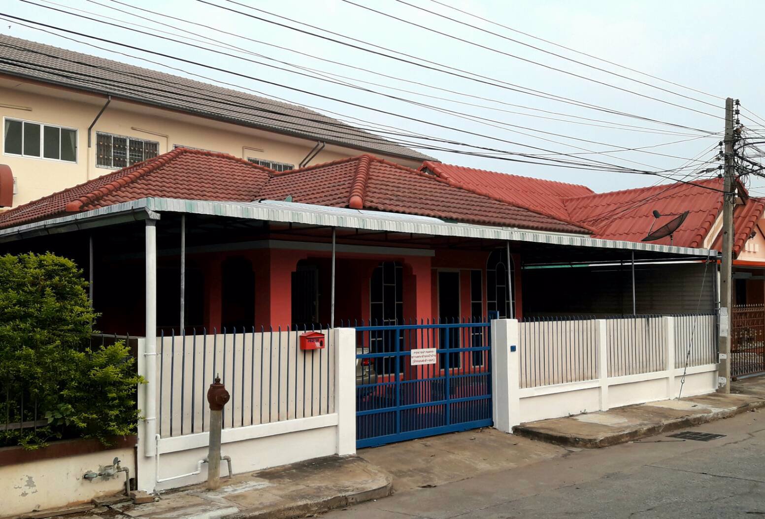 ขายบ้านเดี่ยว-ชั้นเดียว-50-ตรว-3-ห้องนอน-3-ห้องน้ำ-หมู่บ้านใหญ่-สงบสุข-ปลอดภัย-ไม่มีปัญหาชุมชน