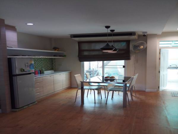 ขายทาวน์เฮ้าส์-the-miracle-สาทร-กัลปพฤกษ์-ขายต่ำกว่าทุน-เนื้อที่-237-ตรวา