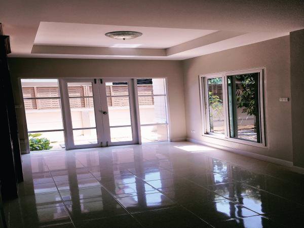 ขายบ้านเดี่ยว-2-ชั้น-63-ตรว-4-ห้องนอน-3-ห้องน้ำ-หมู่บ้านธันยบดี-ใกล้เซ็นทรัลเวสต์เกต