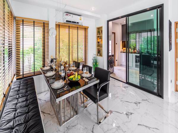 ขายบ้านสวยสร้างใหม่-บ้านแฝด-2-ชั้น-สไตล์โมเดิร์นดีไซน์ล้ำสมัยทั้งภายในและภายนอก