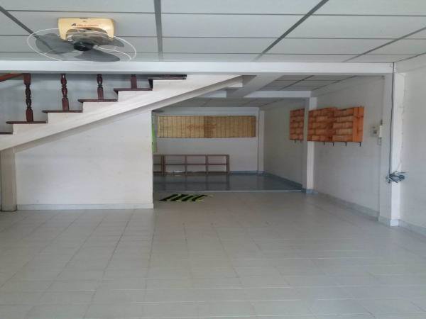 ขายทาวน์เฮาส์-2ชั้น-20-ตรว-มบชัยมงคล-ตเชิงเนิน-อเมือง-จระยอง-เจ้าของขายเอง