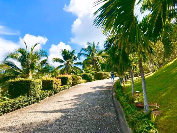 ขายด่วน-บ้านพักตากอากาศหรู-เป็นพูลวิลล่าทรงไทยฉลอง-อเมือง-จภูเก็ต-อยู่บนเขาซีวิว-เห็นอ่าวฉลอง