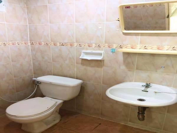 ขายด่วนทาวน์เฮ้าส์-ชั้นเดียว-211ตรว-หมู่บ้าน-ราชพฤกษ์5-คลองหนึ่ง-ราคา-12-ลบ