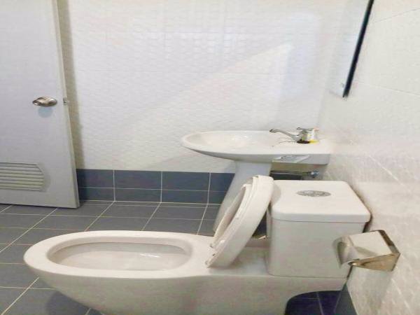 ขายด่วน-บ้านเดี่ยว-2ชั้น-51-ตรว-หมู่บ้าน-ฟ้าใส-5-บ้านสวยพร้อมเฟอร์