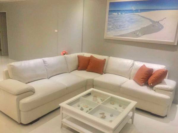 ขายคอนโดหรูติดชายหาดพัทยา-ขนาด-174-ตรม-3-ห้องนอน-3-ระเบียง-2-ห้องน้ำ-ชั้น-26-วิวสุดยอด