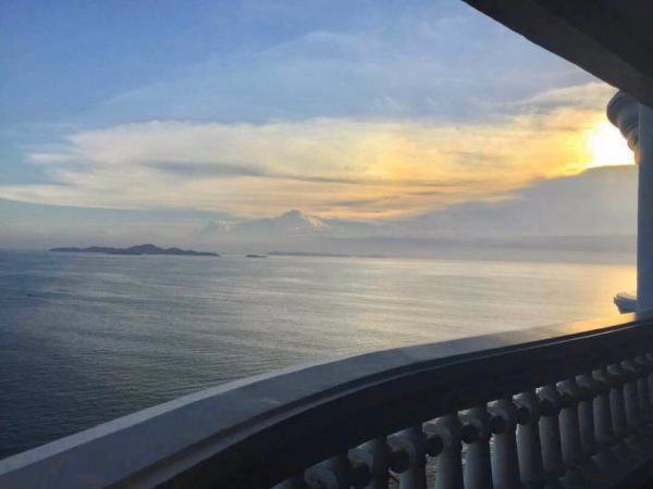 ขายคอนโดหรูติดชายหาดพัทยา-ขนาด-174-ตรม-3-ห้องนอน-3-ระเบียง-2-ห้องน้ำ-ชั้น-26-วิวสุดยอด