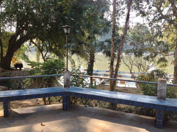 ขายบ้าน-2-หลัง-พร้อมที่ดินริมแม่น้ำแควน้อย-กาญจนบุรี-เนื้อที่-100-927-ไร่