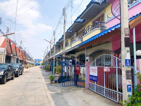 ขายด่วน-ทาวน์เฮ้าส์-2-ชั้น-หมู่บ้าน-ดีดี-แลนด์-เฟส2-พื้นที่-16-ตรว