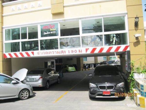 ขายอพาร์ทเมนท์-8-ชั้น-พร้อมชั้นใต้ดิน-จำนวน-168-ห้องพัก-และร้านค้าจำนวน-14-ร้าน-ปากชอลาดพร้าว-46