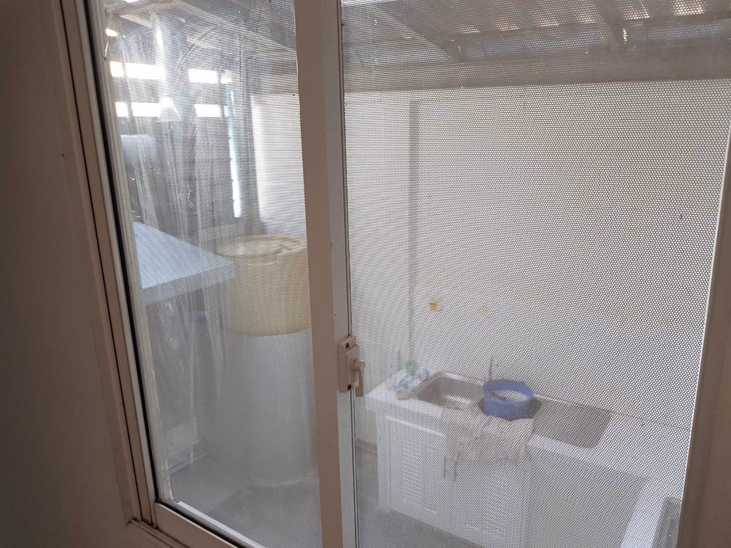 ให้เช่าบ้าน-3-ชั้น-เหมาะค้าขายได้-อยู่อาศัยได้-ใกล้ตลาดและติดคอนโดถนอมมิตร-5-แยกวัชรพล