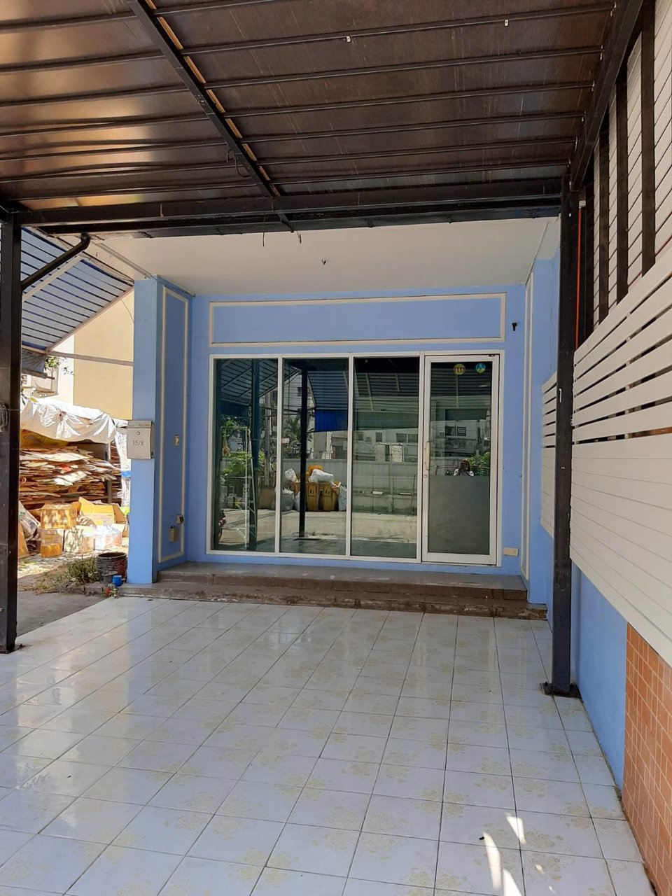 ให้เช่าบ้าน-3-ชั้น-เหมาะค้าขายได้-อยู่อาศัยได้-ใกล้ตลาดและติดคอนโดถนอมมิตร-5-แยกวัชรพล