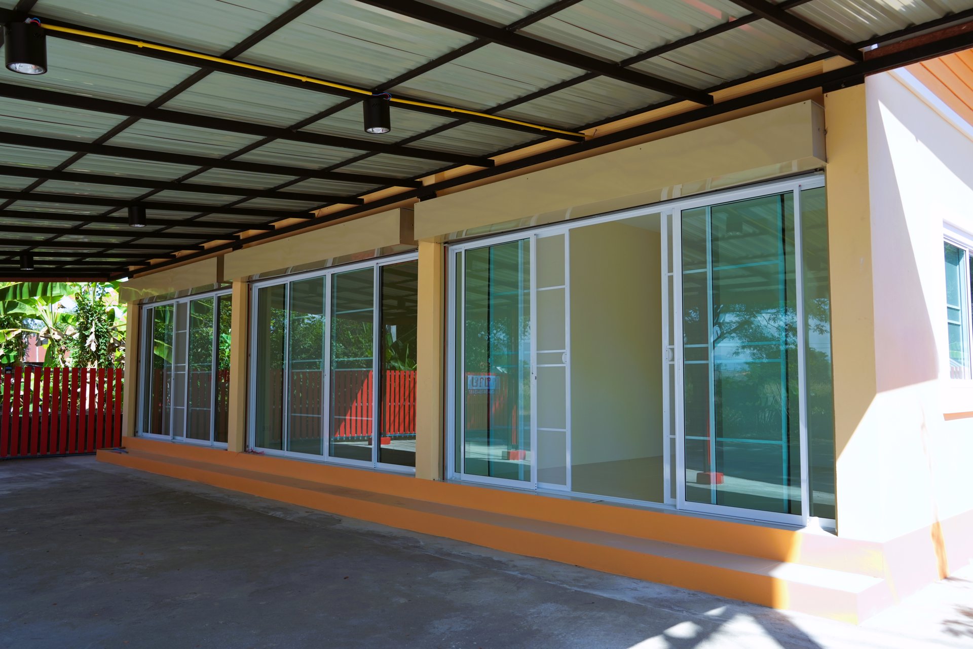 ขายด่วน-อาคารพานิชย์ชั้นเดียวสร้างใหม่-ติดถนนหลัก-อเมือง-จเชียงราย