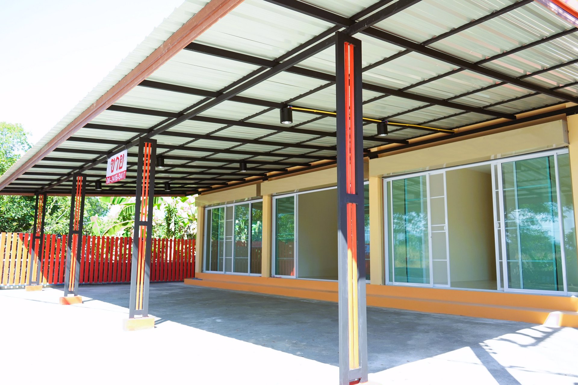 ขายด่วน-อาคารพานิชย์ชั้นเดียวสร้างใหม่-ติดถนนหลัก-อเมือง-จเชียงราย