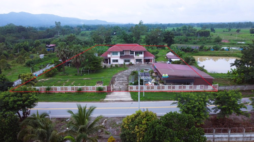 บ้านหรู-ติดแม่น้ำ-ตรงข้ามสนามกอล์ฟ-วิวภูเขา-บนเนื้อที่ขนาดใหญ่-4-ไร่-ขายด่วนๆ