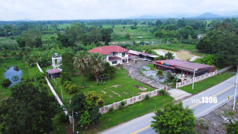 บ้านหรู-ติดแม่น้ำ-ตรงข้ามสนามกอล์ฟ-วิวภูเขา-บนเนื้อที่ขนาดใหญ่-4-ไร่-ขายด่วนๆ