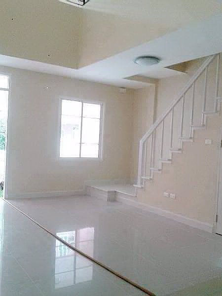 ให้เช่าโฮมออฟฟิต-3-ชั้น-หมู่บ้านอยู่ติดถนนใหญ่สายไหม-ทำเลดี-เดินทางสดวก