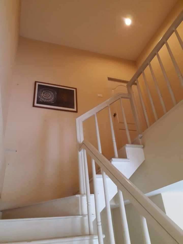 ให้เช่าโฮมออฟฟิต-3-ชั้น-หมู่บ้านอยู่ติดถนนใหญ่สายไหม-ทำเลดี-เดินทางสดวก