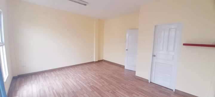 ให้เช่าโฮมออฟฟิต-3-ชั้น-หมู่บ้านอยู่ติดถนนใหญ่สายไหม-ทำเลดี-เดินทางสดวก