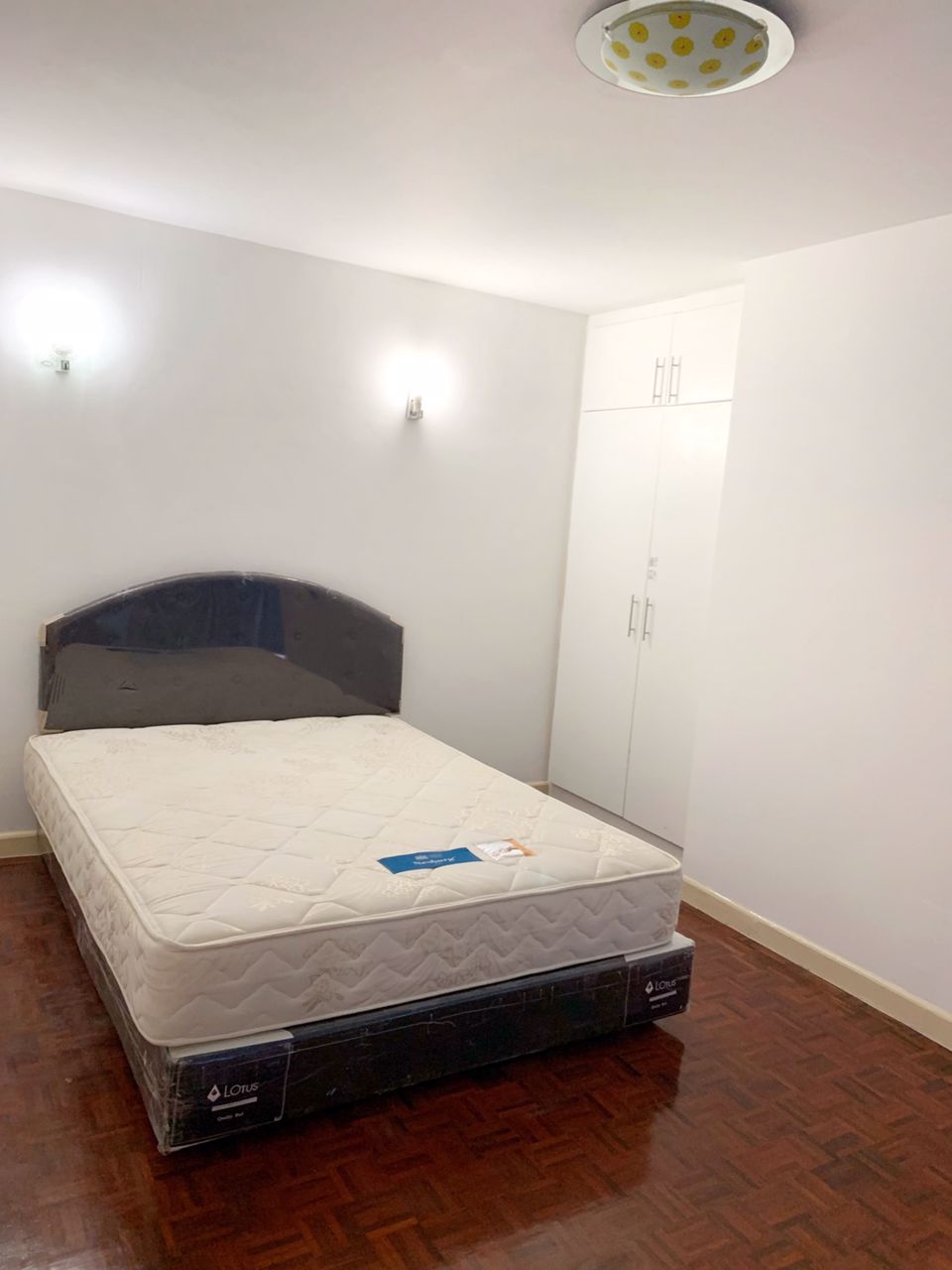 ขายคอนโด-เลควิวเมืองทองธานี-อาคาร-สุพีเรียร์-1-ใกล้ศูนย์แสดงสินค้าอิมแพ็ค-เมืองทองธานี-ปากเกร็ด-นนทบ