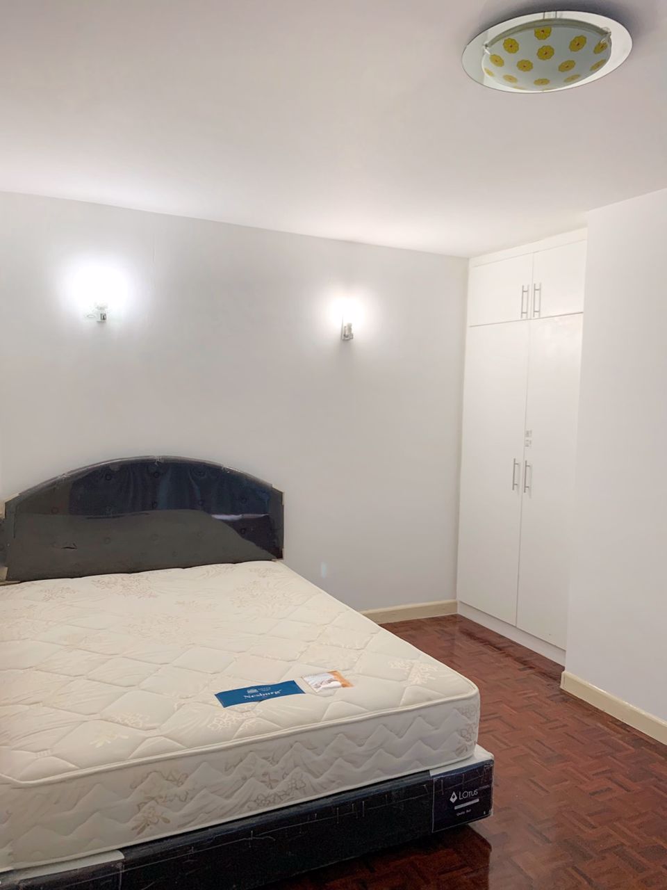 ขายคอนโด-เลควิวเมืองทองธานี-อาคาร-สุพีเรียร์-1-ใกล้ศูนย์แสดงสินค้าอิมแพ็ค-เมืองทองธานี-ปากเกร็ด-นนทบ