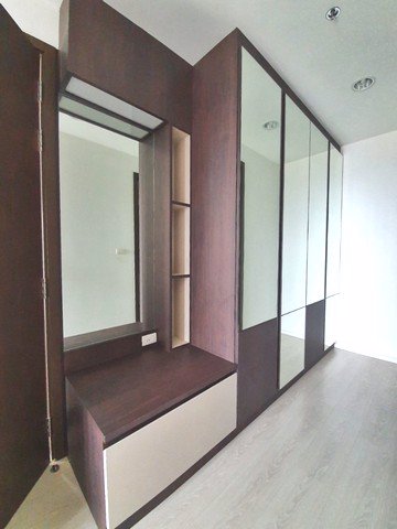 ให้เข่า-คอนโด-ริทึ่ม-สาทร-นราธิวาส-เดินทางสะดวกใกล้-bts-ช่องนนทรี