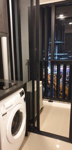 ให้เช่า-คอนโด-แอชตัน-จุฬา-สีลม-ใกล้รถไฟฟ้า-mrt-สามย่าน-180-เมตร-ashton-chula-silom