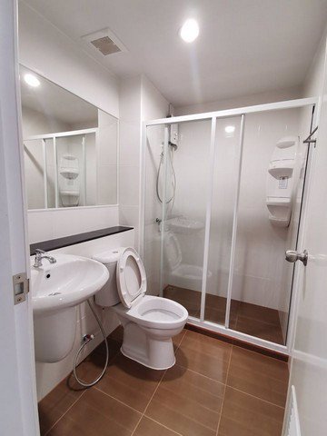 ให้เช่า-คอนโด-รีเจ้นท์โฮม-สุขุมวิท-97-1-คอนโดใหม่-ใกล้-bts-บางจาก-มีตู้เสื้อผ้า-walk-in-closet