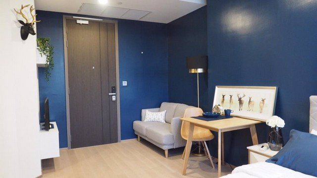 คอนโดใกล้รถไฟฟ้า-mrt-สามย่าน-แอชตัน-จุฬา-สีลม-ห้องสวย-เฟอร์ครบ-พร้อมอยู่-อาคาร-b4-ชั้นที่-2