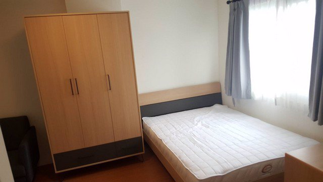 ตึก-b1-ชั้นที่-7-ลุมพินี-คอนโดทาวน์-ร่มเกล้า-สุวรรณภูมิ-ใกล้-รถไฟฟ้า-airport-link-ลาดกระบัง