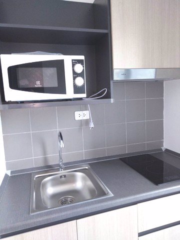 condoติดรถไฟฟ้า-bts-ปู่เจ้า-ideo-sukhumvit-115-ชั้น-12-วิวสระน้ำ