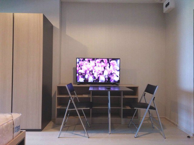 condoติดรถไฟฟ้า-bts-ปู่เจ้า-ideo-sukhumvit-115-ชั้น-12-วิวสระน้ำ