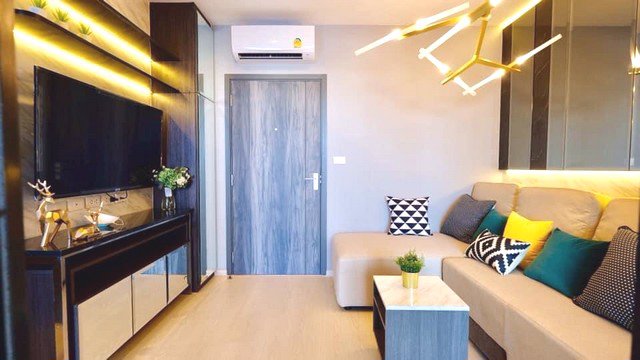 เอลลิโอ-เดล-เนสท์-อุดมสุข-elio-del-nest-udomsuk-อาคาร-c-ชั้น-12a-วิวสวนและสระว่ายน้ำ