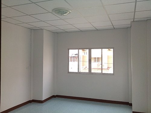 ให้เช่าบ้านทาวน์เฮ้าส์-2-ชั้น-ราคาถูก-24-ตรวพร้อมเข้าอยู่ได้ทันที