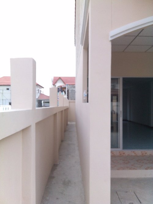 ให้เช่าบ้านทาวน์เฮ้าส์-2-ชั้น-ราคาถูก-24-ตรวพร้อมเข้าอยู่ได้ทันที