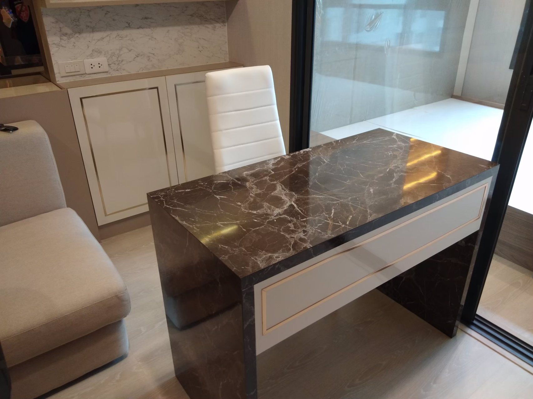 ขาย-คอนโดไอดีโอท่าพระ-อินเตอร์เชนจ์-ชั้น-9-ขนาด-1-ห้องนอน-1-ห้องน้ำ-345-ตรม-ทิศใต้-บิ้วอิน-ตกแต่ง