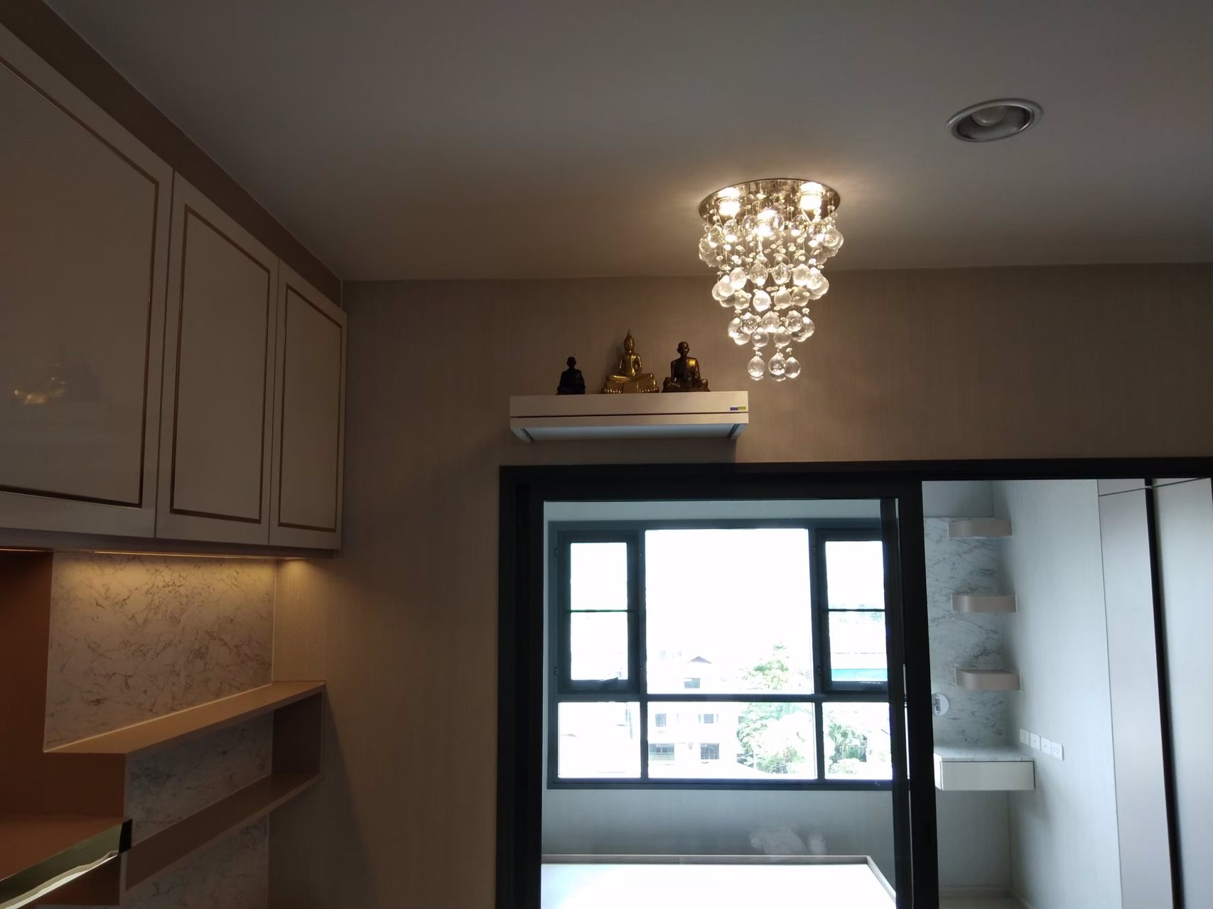 ขาย-คอนโดไอดีโอท่าพระ-อินเตอร์เชนจ์-ชั้น-9-ขนาด-1-ห้องนอน-1-ห้องน้ำ-345-ตรม-ทิศใต้-บิ้วอิน-ตกแต่ง