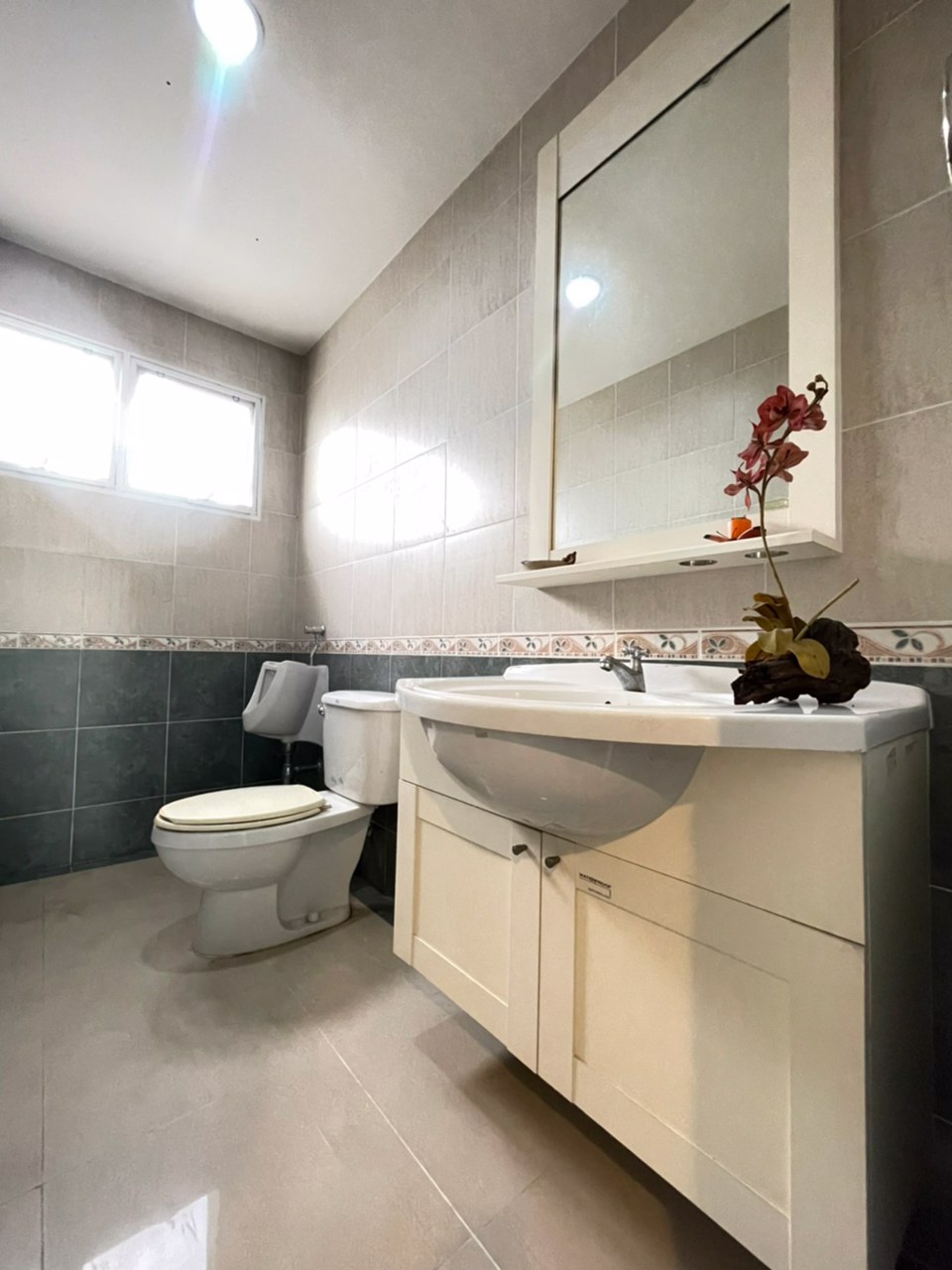 ขายนันทวันสุวรรณภูมิ-ถกิ่งแก้ว-ใกล้สนามบิน-รีโนเวทแล้ว-พร้อมเฟอร์นิเจอร์เกรดเอ-ต่อเติมครบ