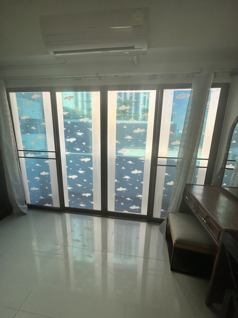 ให้เช่าคอนโด-เซ็นทรัลรัชโยธิน-ปาร์ค