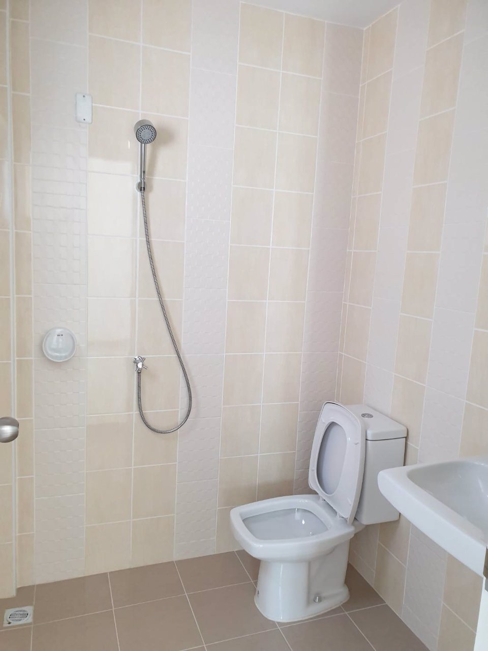 ขายทาวน์เฮ้าส์-2-ชั้น-หมู่บ้าน-บ้านดี-บางโทรัด