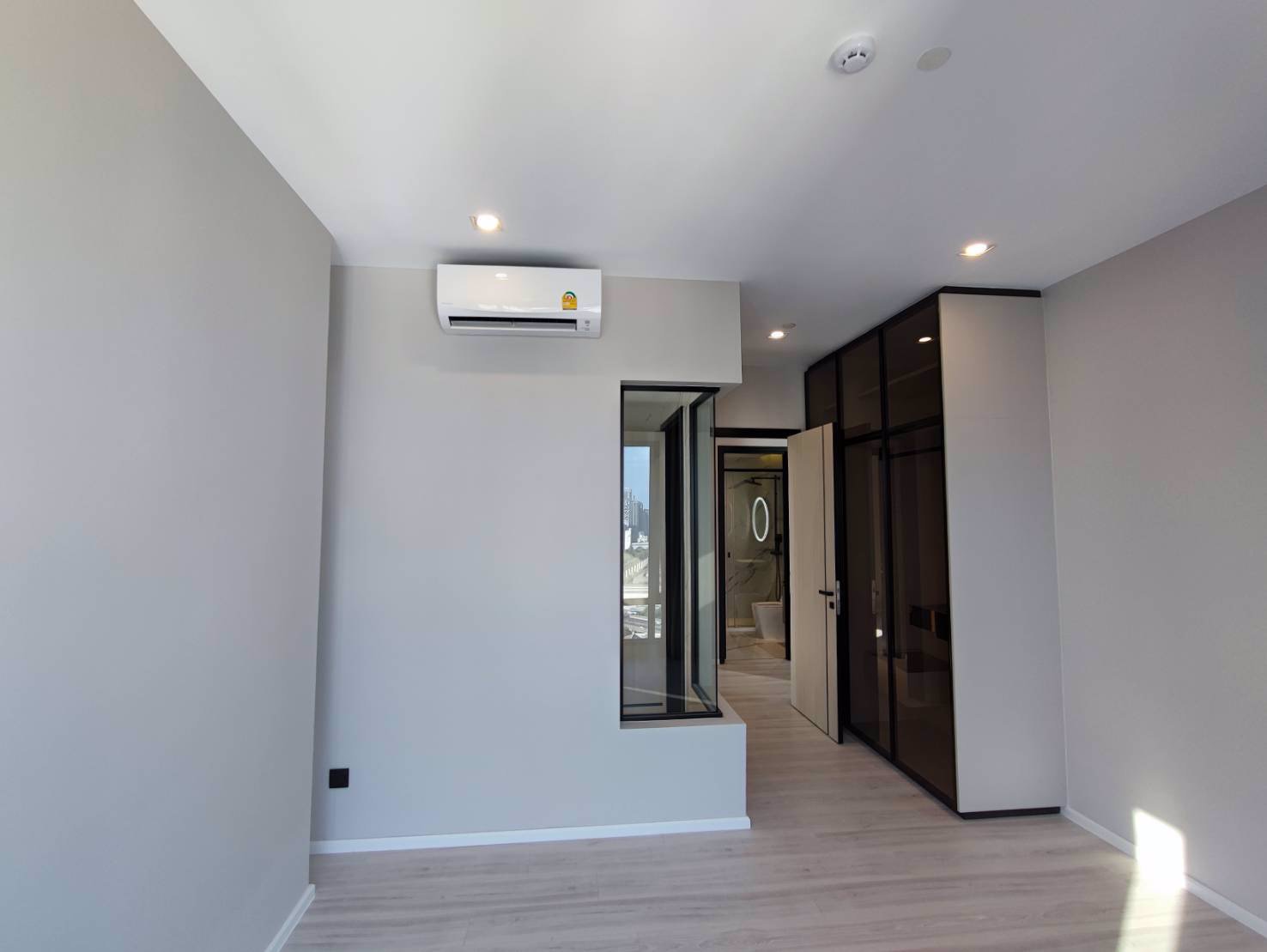 ขายด่วน-คอนโด-เดอะรูม-พญาไท-the-room-phayathai-ขายดาวน์-ราคาขาดทุน-ชั้น-30-