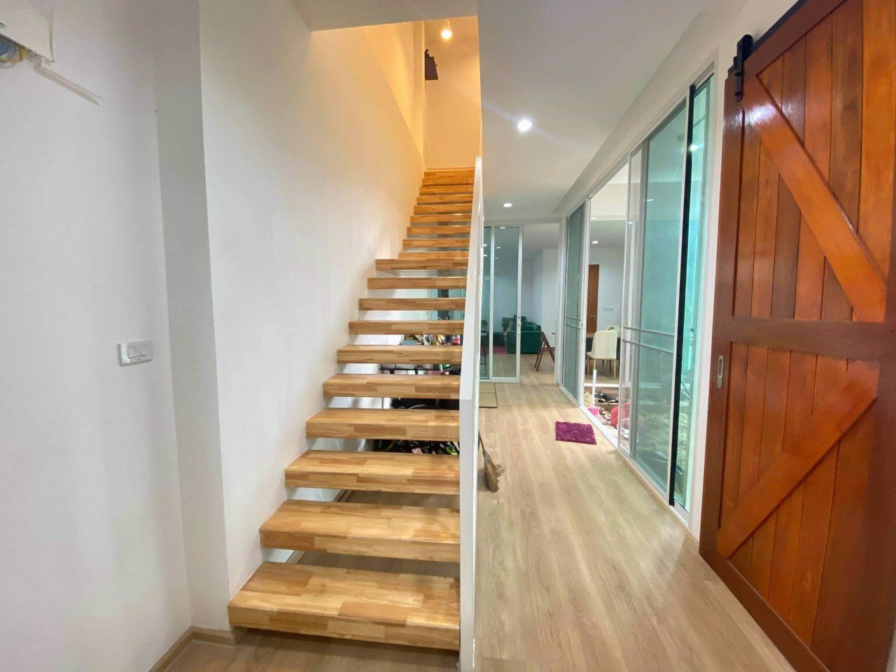 บ้าน-2-ชั้น-เพชรเกษม77-บ้านเดี่ยวสไตล์-มินิม่อล-minimal-style