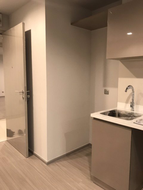 ขายดาวน์-คอนโด-ไลฟ์-ลาดพร้าว-life-ladprao-คอนโดมิเนียม-ถนนพหลโยธิน